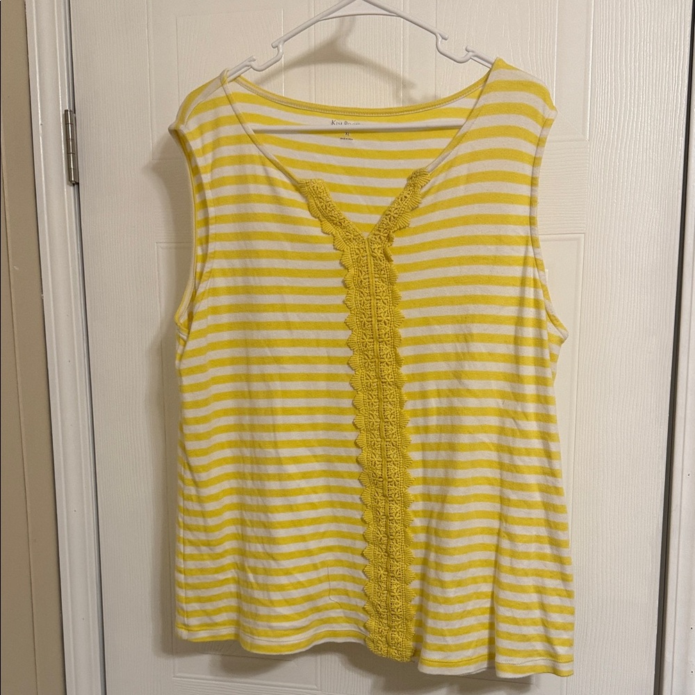 ⭐️Kim Rogers Yellow and White Striped Tank with Lace Accent